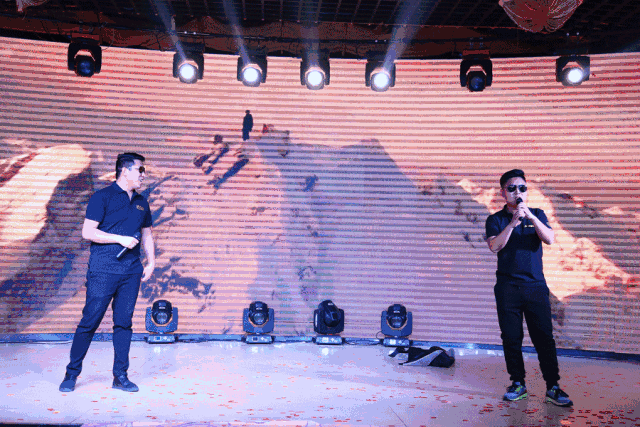 1518401326145301.gif 219.gif